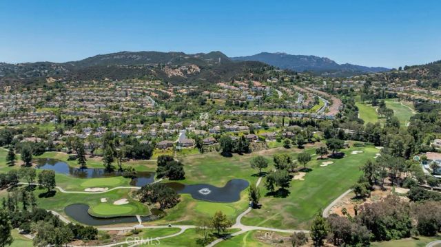 24508 Park Granada, Calabasas, CA 91302