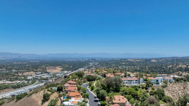 24508 Park Granada, Calabasas, CA 91302