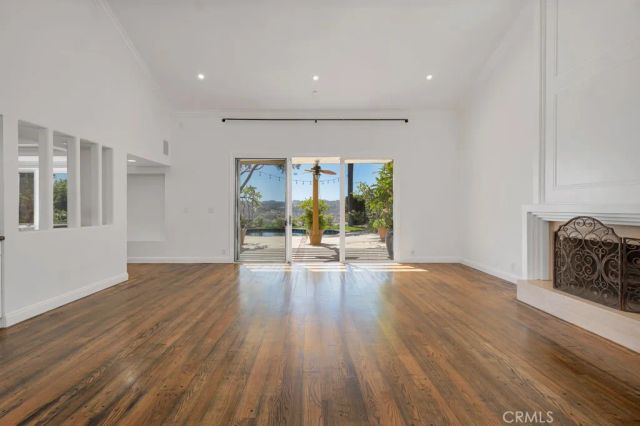 24508 Park Granada, Calabasas, CA 91302