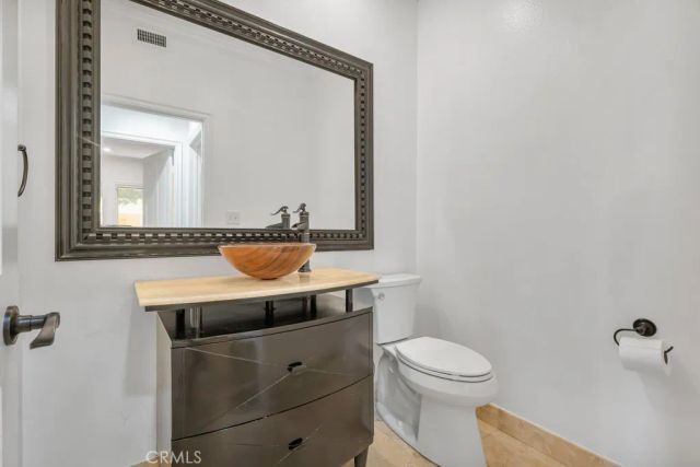 24508 Park Granada, Calabasas, CA 91302