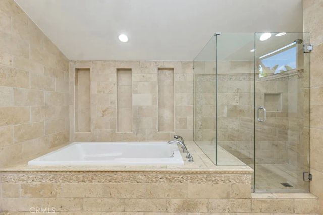24508 Park Granada, Calabasas, CA 91302