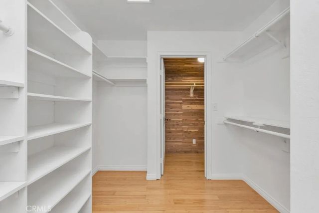 24508 Park Granada, Calabasas, CA 91302