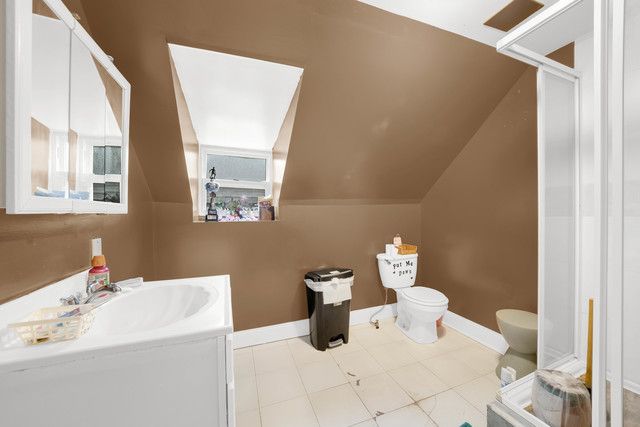 4208 S Artesian Avenue, Chicago, IL 60632