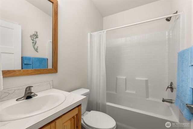 130 Pacific Boulevard NW, Ocean Shores, WA 98569