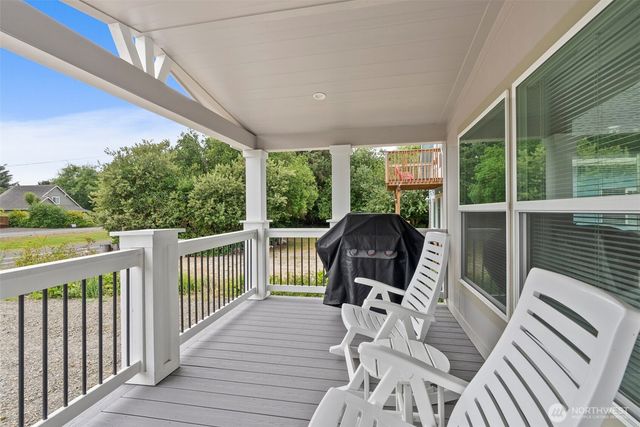 130 Pacific Boulevard NW, Ocean Shores, WA 98569