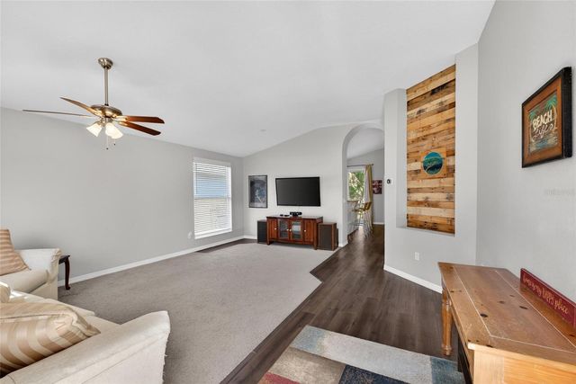 466 MOFFAT LOOP, Oviedo, FL 32765