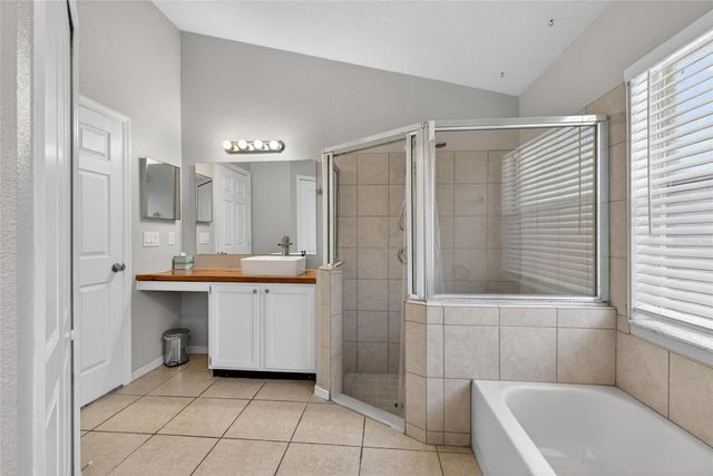 466 MOFFAT LOOP, Oviedo, FL 32765