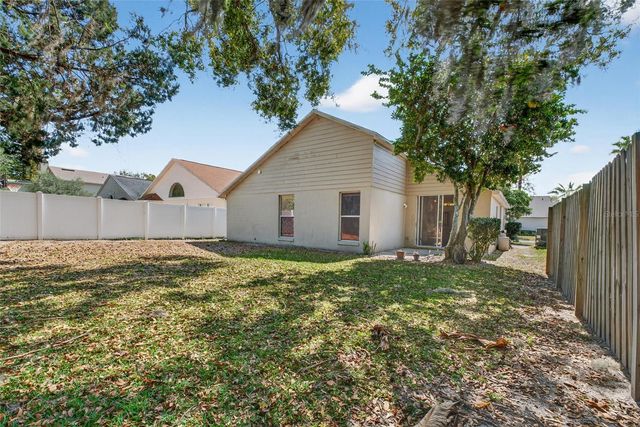 466 MOFFAT LOOP, Oviedo, FL 32765