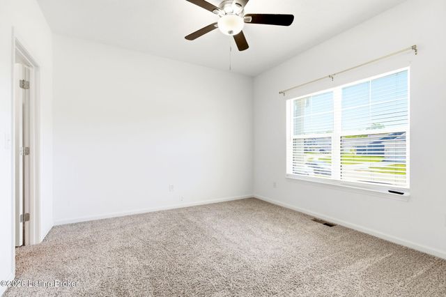 2073 Carnegie Dr, Shelbyville, KY 40065