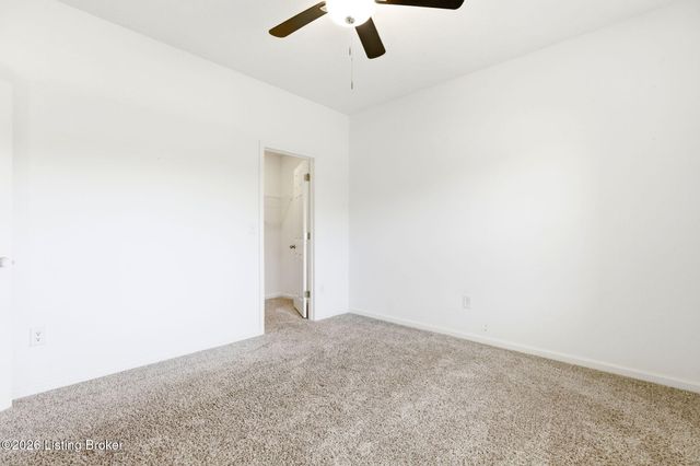 2073 Carnegie Dr, Shelbyville, KY 40065