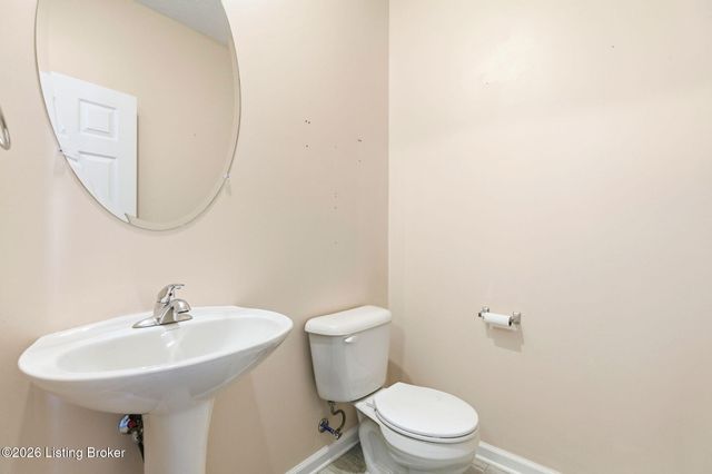 2073 Carnegie Dr, Shelbyville, KY 40065