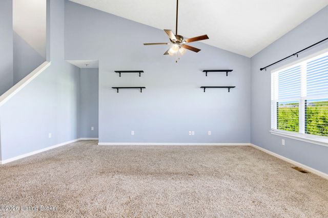2073 Carnegie Dr, Shelbyville, KY 40065