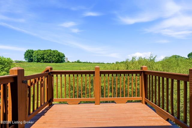 2073 Carnegie Dr, Shelbyville, KY 40065