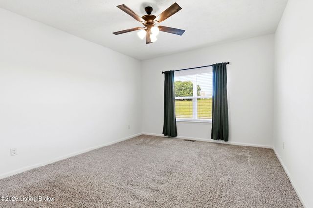 2073 Carnegie Dr, Shelbyville, KY 40065