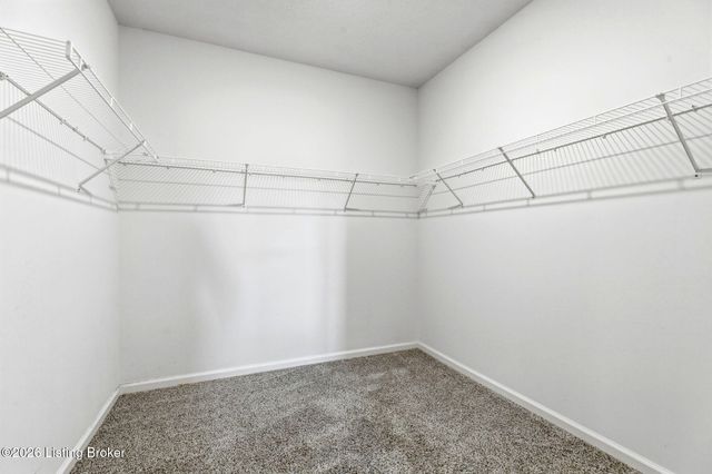 2073 Carnegie Dr, Shelbyville, KY 40065