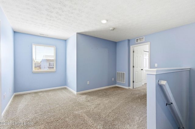 2073 Carnegie Dr, Shelbyville, KY 40065