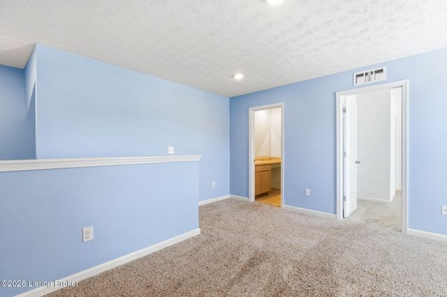 2073 Carnegie Dr, Shelbyville, KY 40065