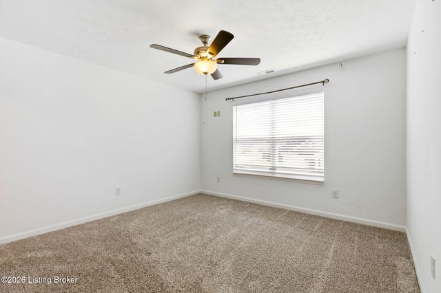 2073 Carnegie Dr, Shelbyville, KY 40065