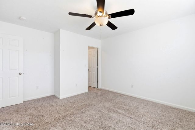 2073 Carnegie Dr, Shelbyville, KY 40065