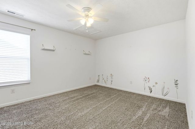 2073 Carnegie Dr, Shelbyville, KY 40065