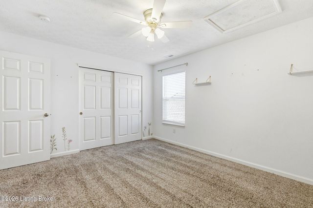 2073 Carnegie Dr, Shelbyville, KY 40065