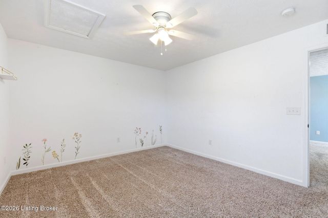2073 Carnegie Dr, Shelbyville, KY 40065