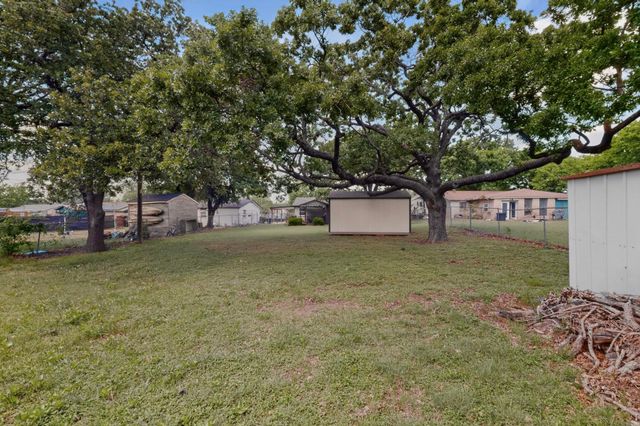1414 Briarwood Drive, Mesquite, TX 75149