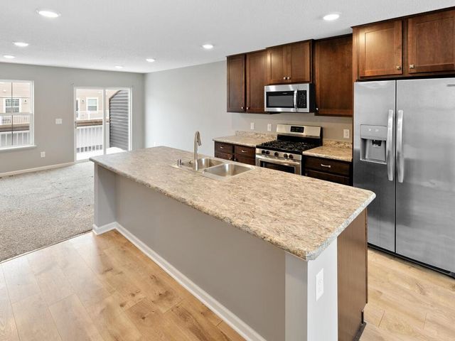 693 Eagle Court, Lino Lakes, MN 55014