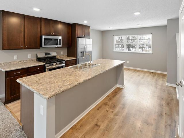 693 Eagle Court, Lino Lakes, MN 55014