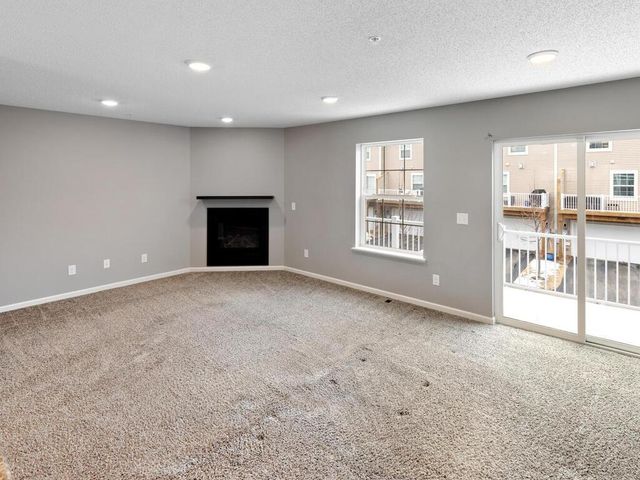 693 Eagle Court, Lino Lakes, MN 55014