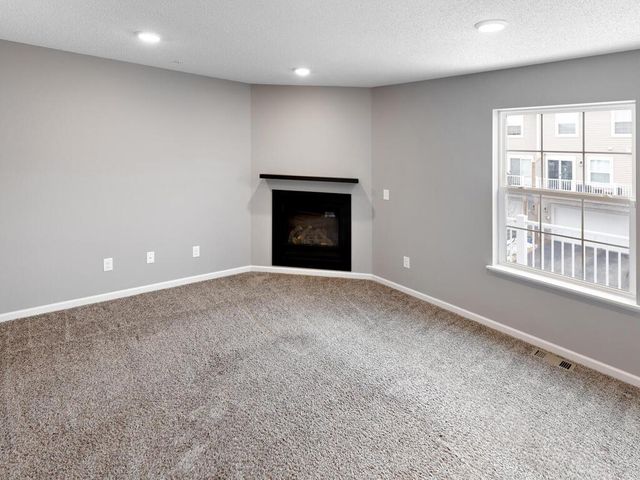 693 Eagle Court, Lino Lakes, MN 55014