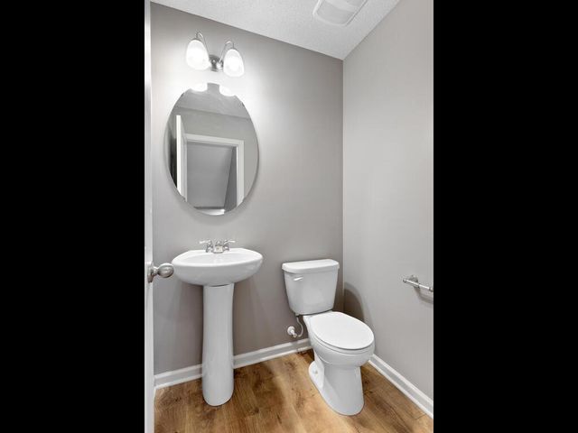 693 Eagle Court, Lino Lakes, MN 55014