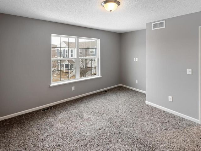 693 Eagle Court, Lino Lakes, MN 55014