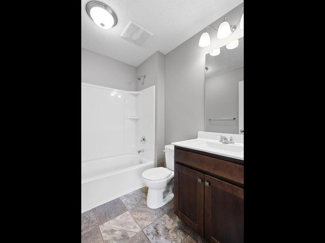 693 Eagle Court, Lino Lakes, MN 55014