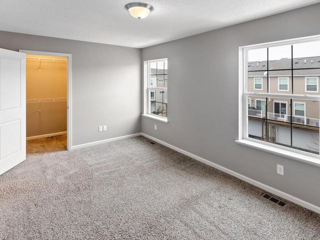 693 Eagle Court, Lino Lakes, MN 55014