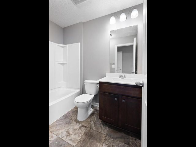 693 Eagle Court, Lino Lakes, MN 55014