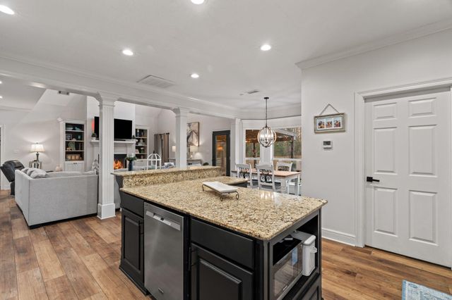 143 Red Roan Rd., Hattiesburg, MS 39402