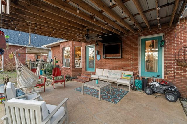 143 Red Roan Rd., Hattiesburg, MS 39402