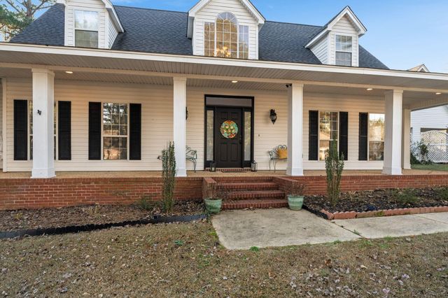 143 Red Roan Rd., Hattiesburg, MS 39402