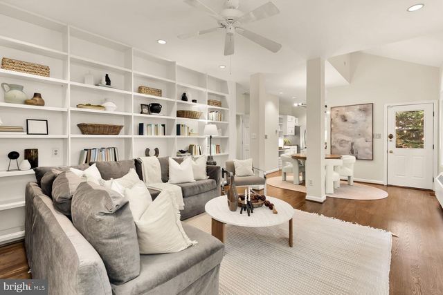 3804 JENIFER ST NW, Washington, DC 20015