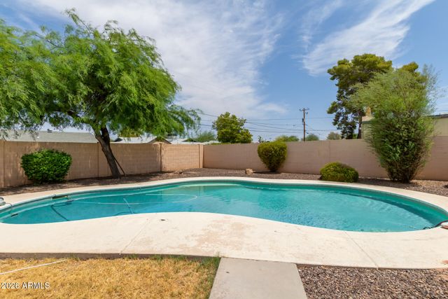 550 W 19TH Street, Tempe, AZ 85281