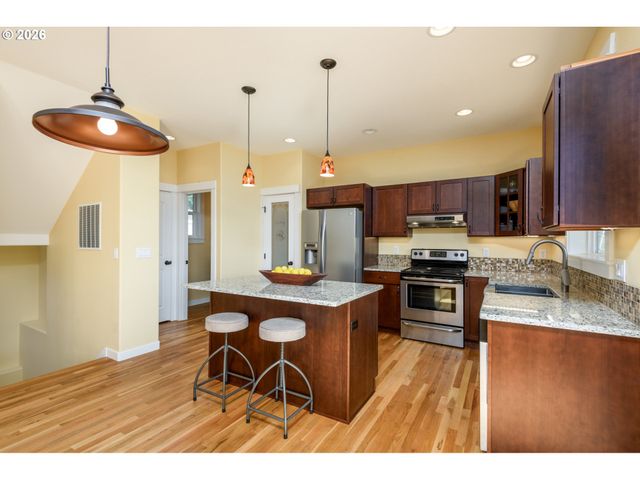 5300 Ne 49TH St, Neotsu, OR 97364