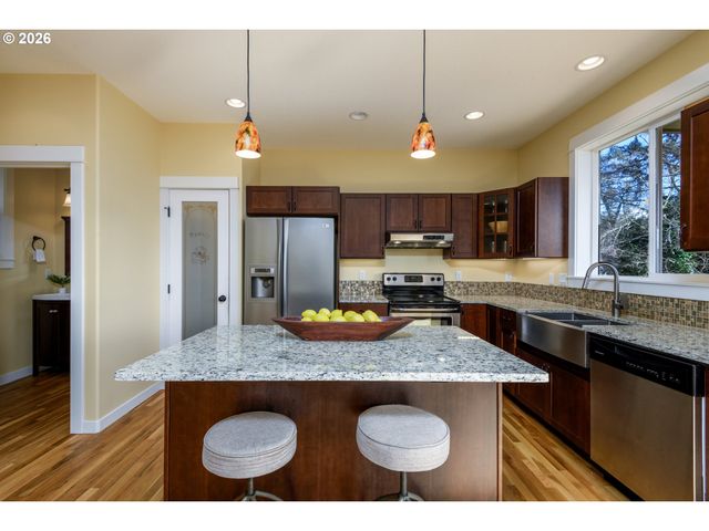 5300 Ne 49TH St, Neotsu, OR 97364