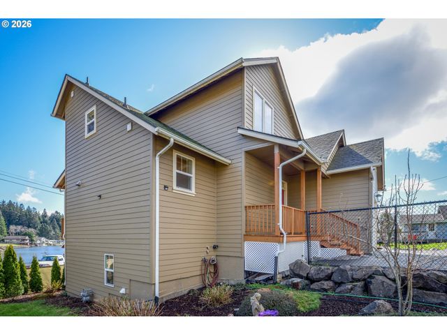 5300 Ne 49TH St, Neotsu, OR 97364