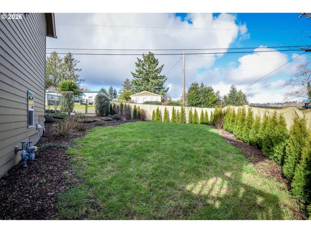 5300 Ne 49TH St, Neotsu, OR 97364
