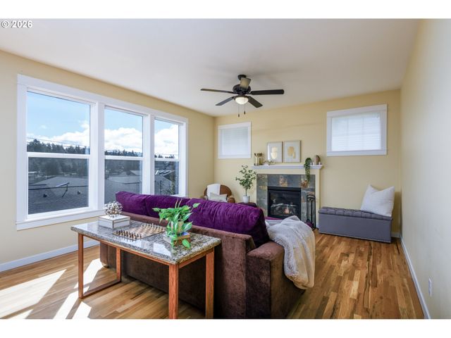 5300 Ne 49TH St, Neotsu, OR 97364