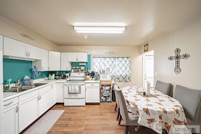 1178 Sunset Drive, Blackfoot, ID 83221