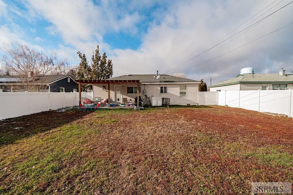 Image 27 of property listing at 1178 Sunset Drive, Blackfoot, ID 83221