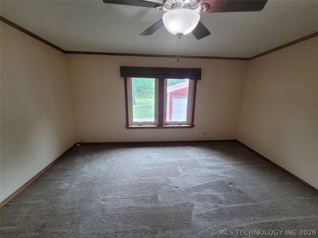 425126 E 1168 Road, Eufaula, OK 74432