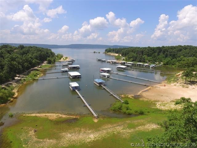 425126 E 1168 Road, Eufaula, OK 74432